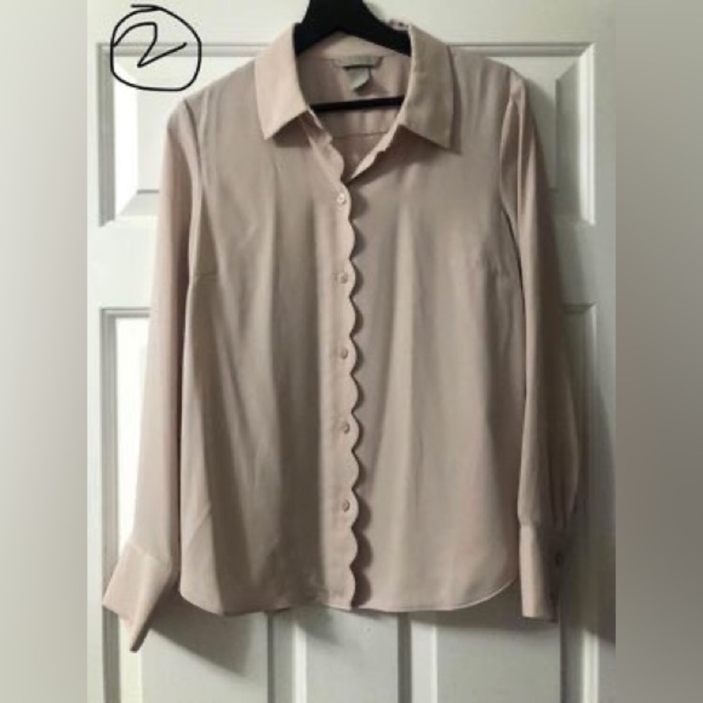 H&M scalloped button up blouse